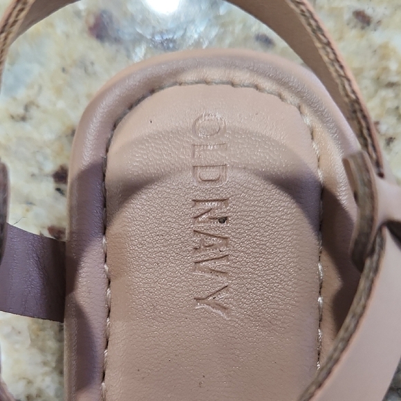 Old Navy Tan Sandals - Picture 2 of 6